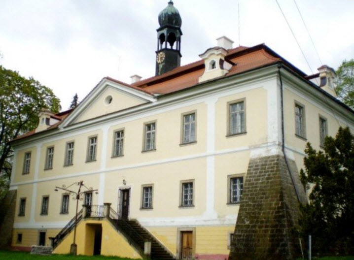 Zámek Domousnice, Czech Republic (Czechia)